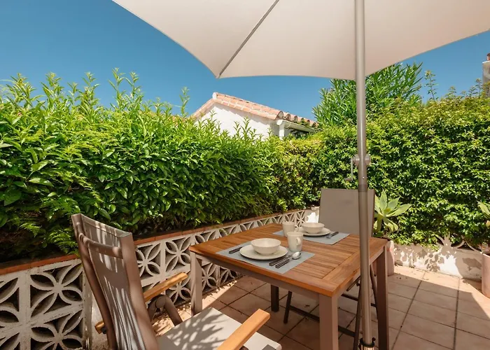 With Large Sunny Terrace, Costabella 別荘