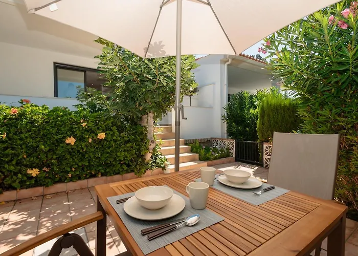 With Large Sunny Terrace, Costabella Casa vacanze Marbella